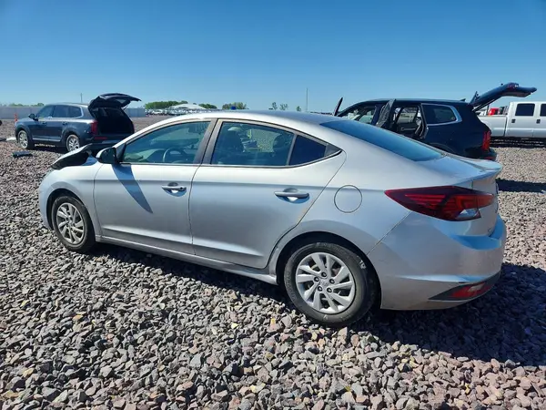 5NPD74LF6LH588904 2020 HYUNDAI ELANTRA - Image 2