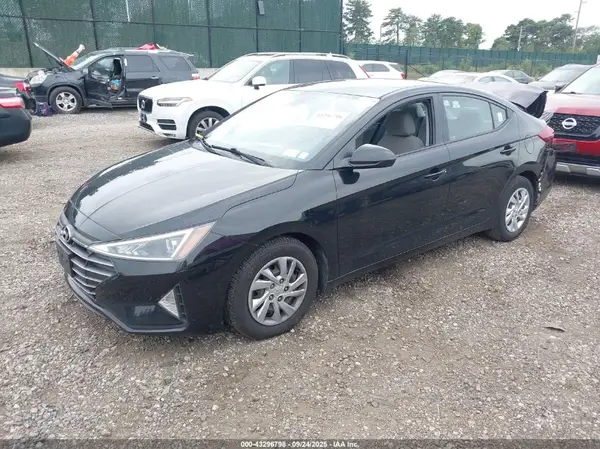 5NPD74LF6LH603594 2020 HYUNDAI ELANTRA - Image 2