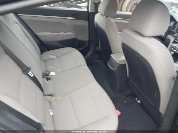 5NPD74LF6LH603594 2020 HYUNDAI ELANTRA - Image 8