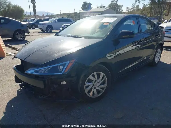 5NPD74LF6LH607192 2020 HYUNDAI ELANTRA - Image 2