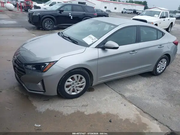5NPD74LF6LH608889 2020 HYUNDAI ELANTRA - Image 2
