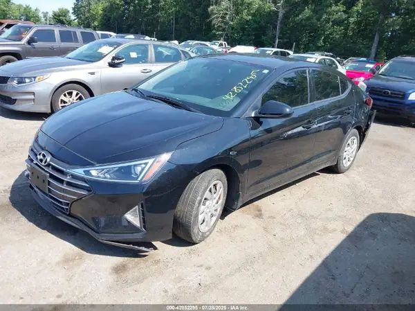 5NPD74LF6LH610965 2020 HYUNDAI ELANTRA - Image 2