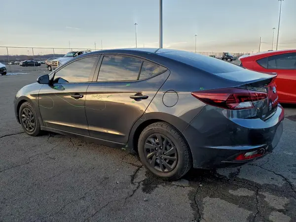5NPD74LF6LH613364 2020 HYUNDAI ELANTRA - Image 2