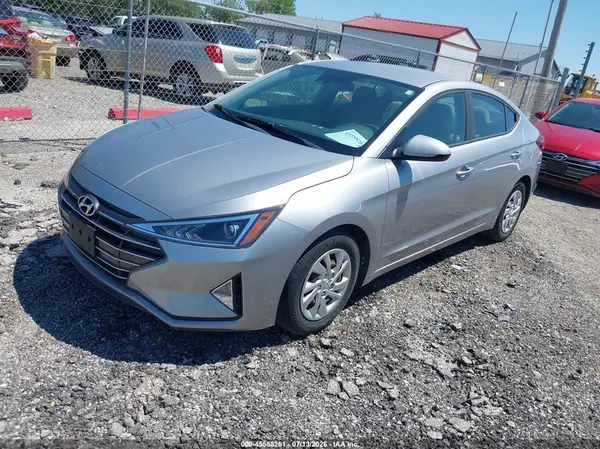 5NPD74LF6LH613879 2020 HYUNDAI ELANTRA - Image 2