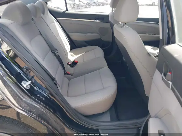 5NPD74LF6LH617396 2020 HYUNDAI ELANTRA - Image 8