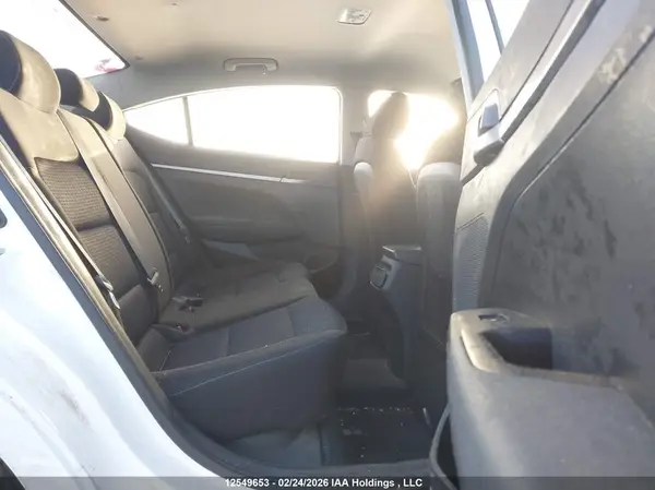 5NPD74LF7HH059761 2017 HYUNDAI ELANTRA - Image 8