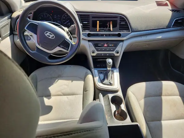 5NPD74LF7HH069545 2017 HYUNDAI ELANTRA - Image 8