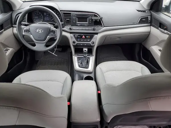 5NPD74LF7HH070761 2017 HYUNDAI ELANTRA - Image 8
