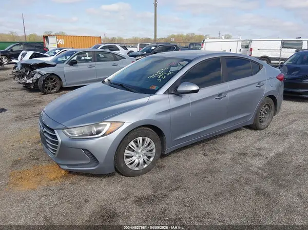 5NPD74LF7HH071201 2017 HYUNDAI ELANTRA - Image 2