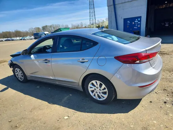 5NPD74LF7HH077421 2017 HYUNDAI ELANTRA - Image 2