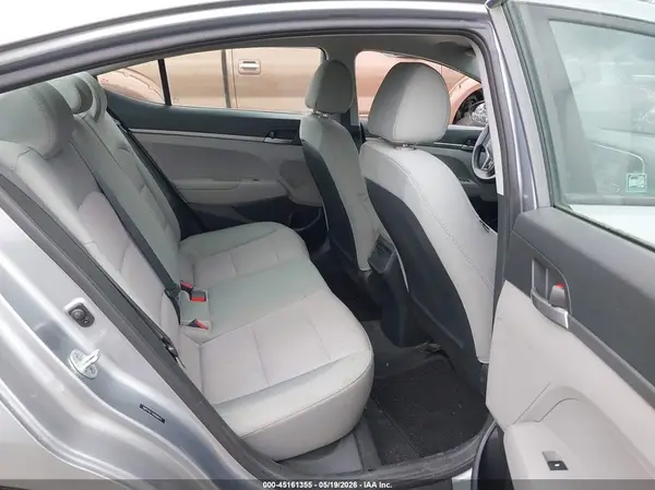 5NPD74LF7HH080075 2017 HYUNDAI ELANTRA - Image 8