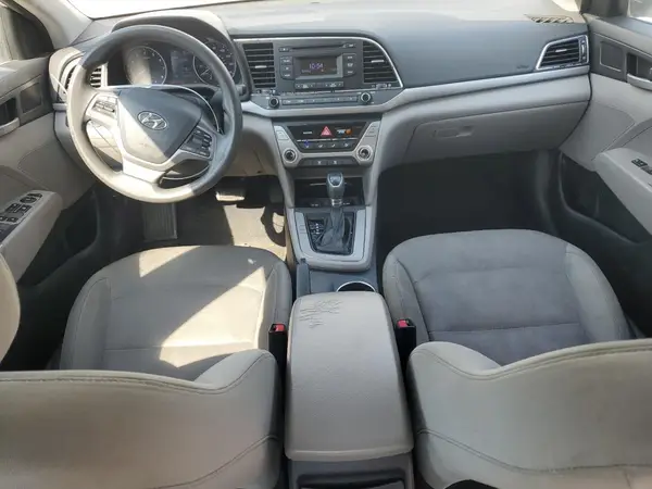 5NPD74LF7HH083929 2017 HYUNDAI ELANTRA - Image 8