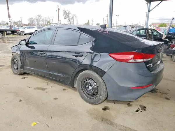 5NPD74LF7HH085177 2017 HYUNDAI ELANTRA - Image 2