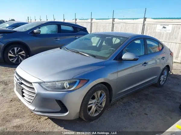 5NPD74LF7HH090959 2017 HYUNDAI ELANTRA - Image 2