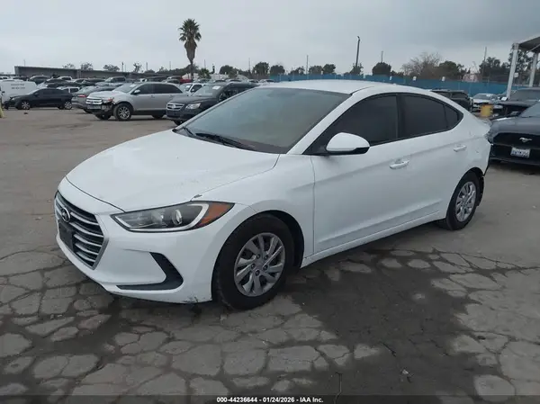 5NPD74LF7HH092145 2017 HYUNDAI ELANTRA - Image 2