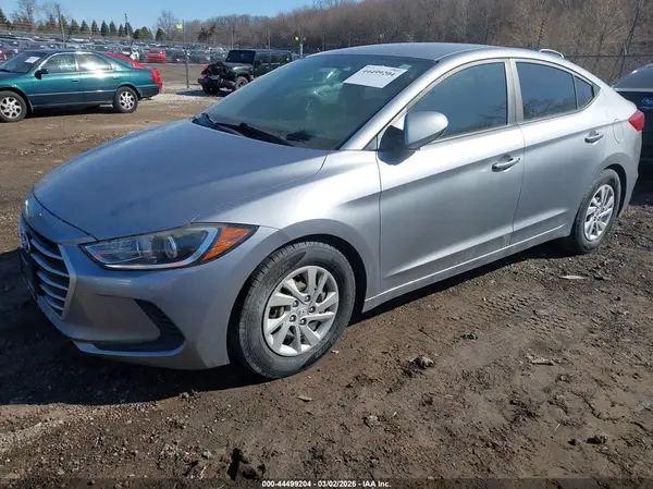 5NPD74LF7HH100356 2017 HYUNDAI ELANTRA - Image 2