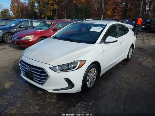 5NPD74LF7HH100969 2017 HYUNDAI ELANTRA - Image 2