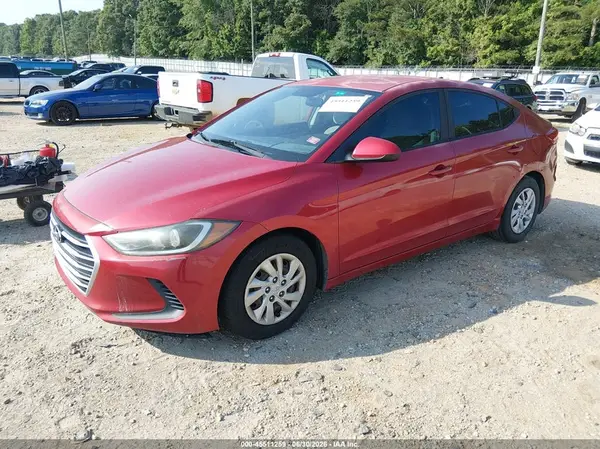 5NPD74LF7HH101328 2017 HYUNDAI ELANTRA - Image 2