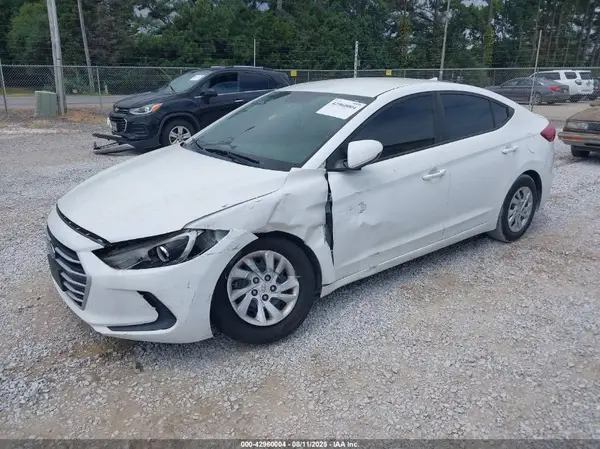 5NPD74LF7HH103435 2017 HYUNDAI ELANTRA - Image 2