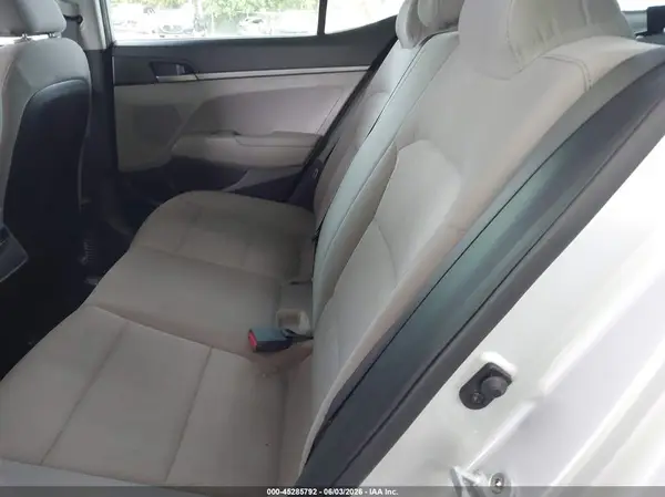 5NPD74LF7HH103922 2017 HYUNDAI ELANTRA - Image 8