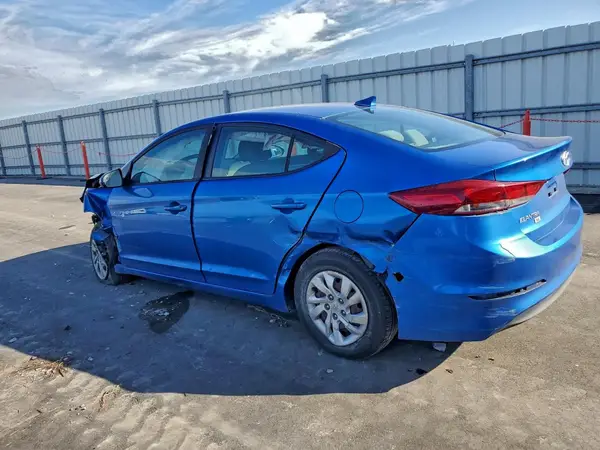 5NPD74LF7HH112412 2017 HYUNDAI ELANTRA - Image 2