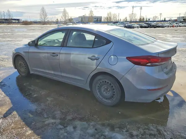 5NPD74LF7HH141831 2017 HYUNDAI ELANTRA - Image 2