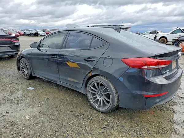 5NPD74LF7HH146351 2017 HYUNDAI ELANTRA - Image 2