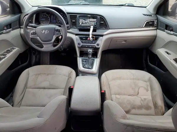 5NPD74LF7HH146351 2017 HYUNDAI ELANTRA - Image 8