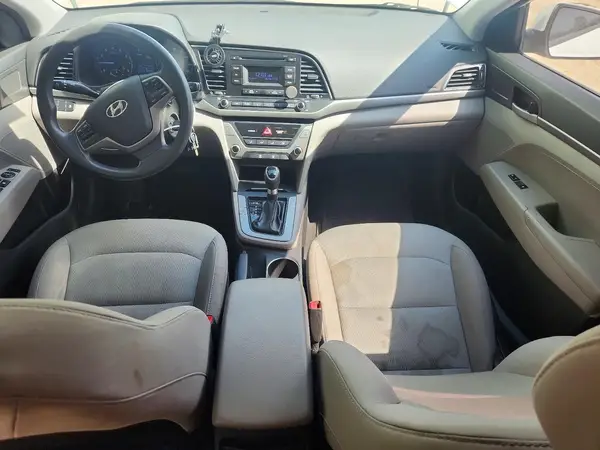 5NPD74LF7HH148262 2017 HYUNDAI ELANTRA - Image 8