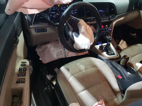 5NPD74LF7HH151596 2017 HYUNDAI ELANTRA - Image 8