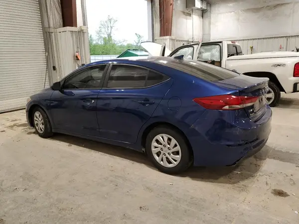 5NPD74LF7HH151792 2017 HYUNDAI ELANTRA - Image 2