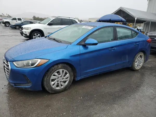 5NPD74LF7HH152358 2017 HYUNDAI ELANTRA - Image 1