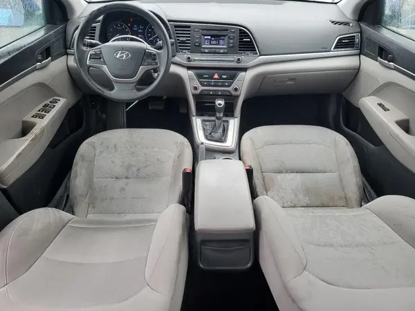 5NPD74LF7HH152358 2017 HYUNDAI ELANTRA - Image 8