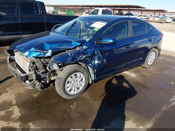 5NPD74LF7HH160122 2017 HYUNDAI ELANTRA - Image 2