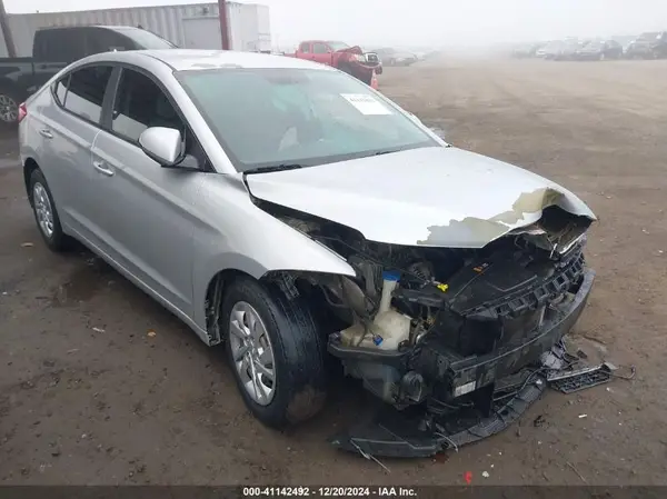 5NPD74LF7HH160718 2017 HYUNDAI ELANTRA - Image 1
