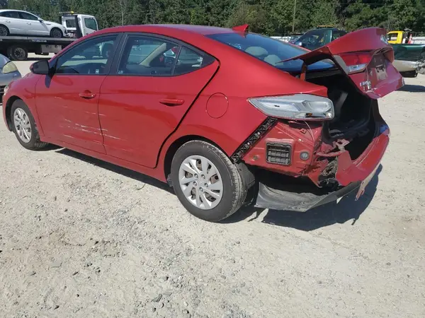 5NPD74LF7HH162470 2017 HYUNDAI ELANTRA - Image 2