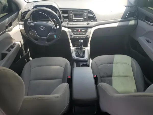 5NPD74LF7HH164588 2017 HYUNDAI ELANTRA - Image 8