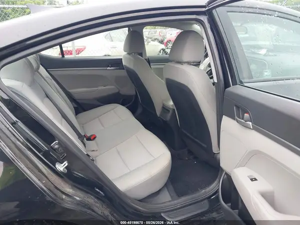 5NPD74LF7HH164705 2017 HYUNDAI ELANTRA - Image 8