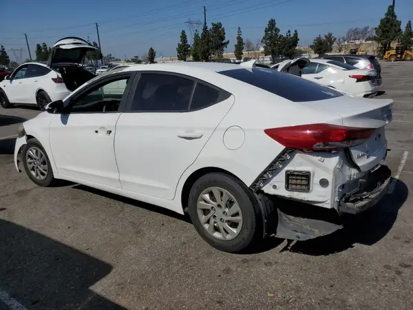 5NPD74LF7HH165434 2017 HYUNDAI ELANTRA - Image 2