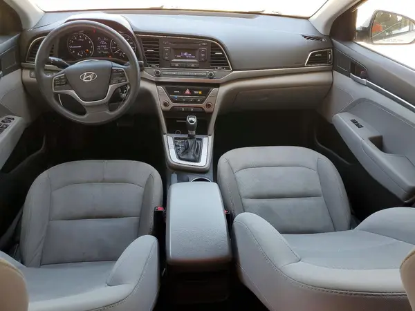 5NPD74LF7HH165661 2017 HYUNDAI ELANTRA - Image 8
