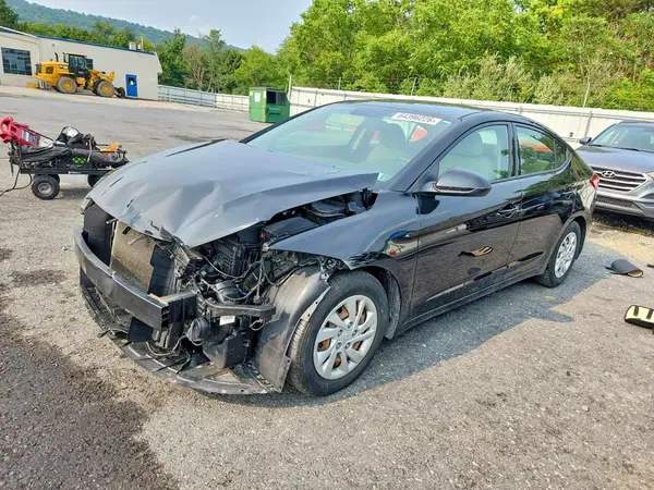 5NPD74LF7HH175672 2017 HYUNDAI ELANTRA - Image 1