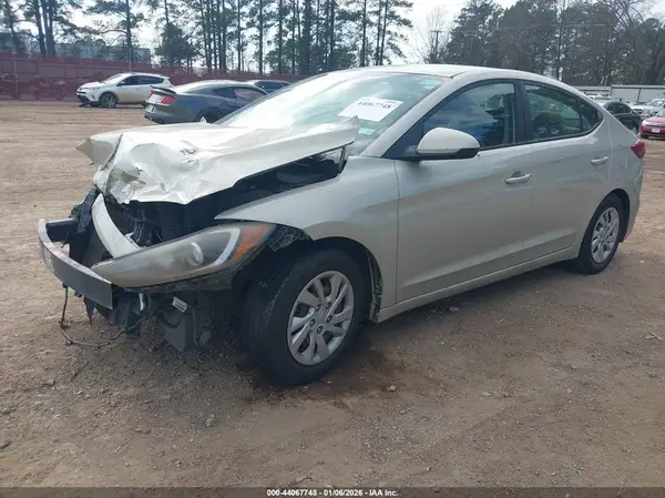 5NPD74LF7HH179527 2017 HYUNDAI ELANTRA - Image 2
