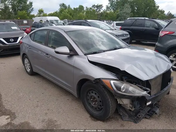 5NPD74LF7HH181164 2017 HYUNDAI ELANTRA - Image 1