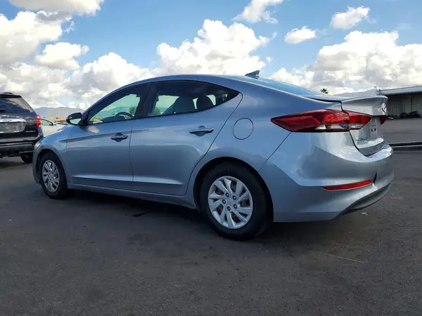 5NPD74LF7HH185845 2017 HYUNDAI ELANTRA - Image 2