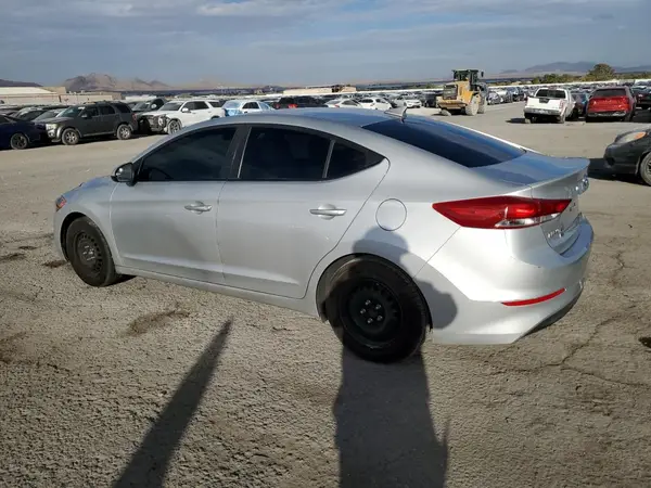 5NPD74LF7HH199258 2017 HYUNDAI ELANTRA - Image 2