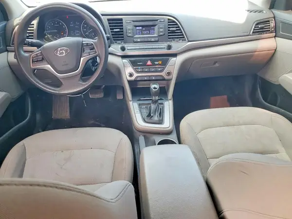 5NPD74LF7HH205513 2017 HYUNDAI ELANTRA - Image 8