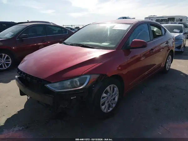 5NPD74LF7HH209786 2017 HYUNDAI ELANTRA - Image 2