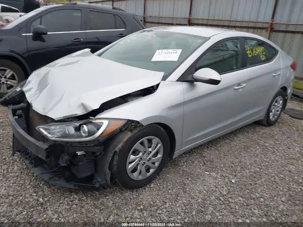 5NPD74LF7HH210372 2017 HYUNDAI ELANTRA - Image 2