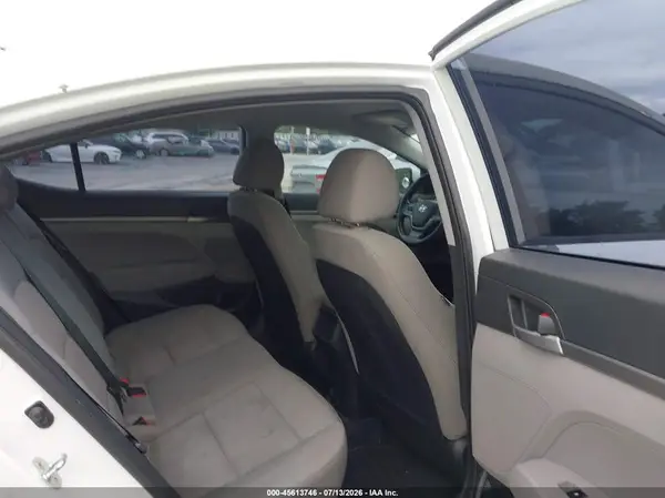 5NPD74LF7HH211618 2017 HYUNDAI ELANTRA - Image 8