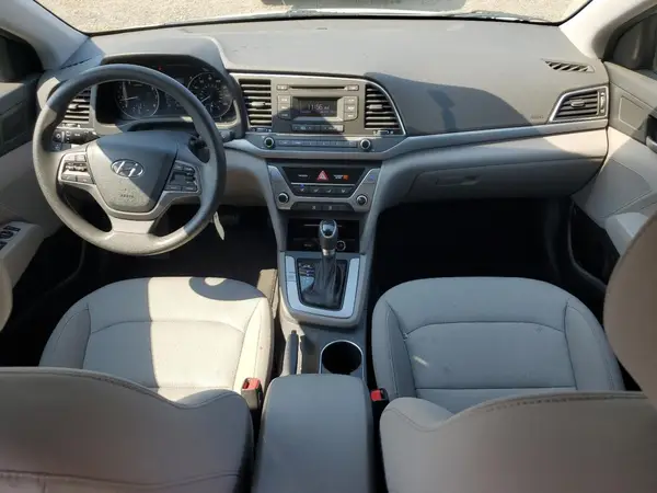 5NPD74LF7JH214783 2018 HYUNDAI ELANTRA - Image 8